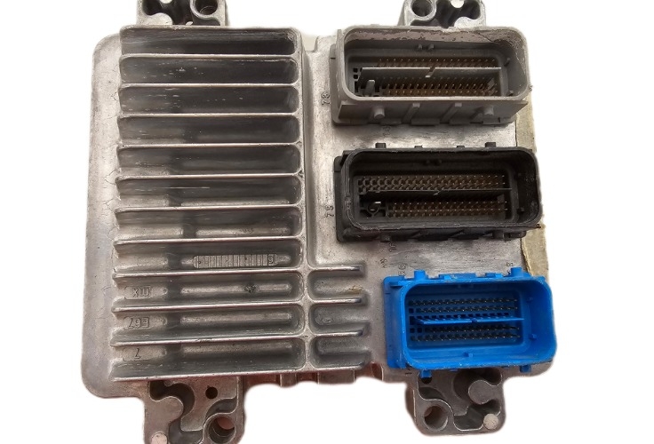 Computadora De Motor Chevrolet Colorado 
