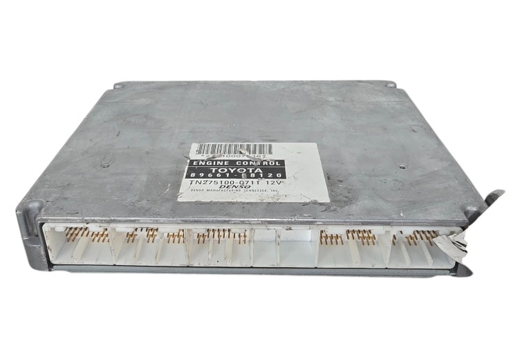 Computadora De Motor Toyota Sienna 2005-2006 3.3l 