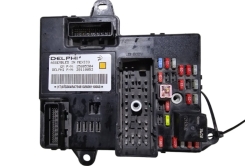 Red de fusibles del módulo de control de carrocería Pontiac G6 2008-2010